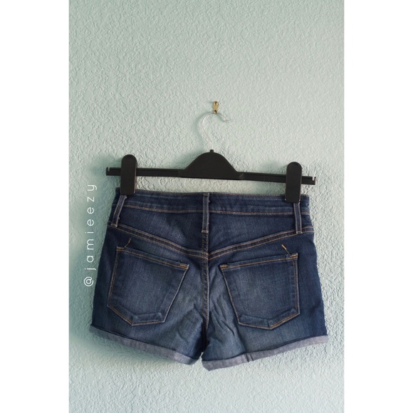 Mossimo | High Rise Stretchy Cuffed Denim Shorts - Picture 6 of 6